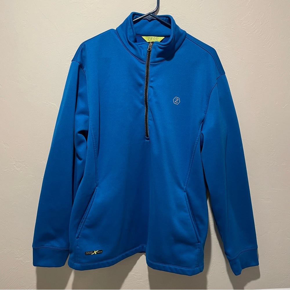 Men’s Izod fleece pullover with pockets, brand new condition
